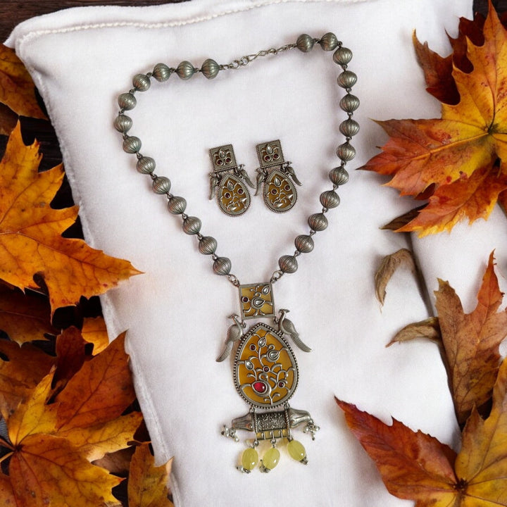 TELANAARI RADIANT ANSHUMATI SILVER-PLATED YELLOW NECKLACE SET