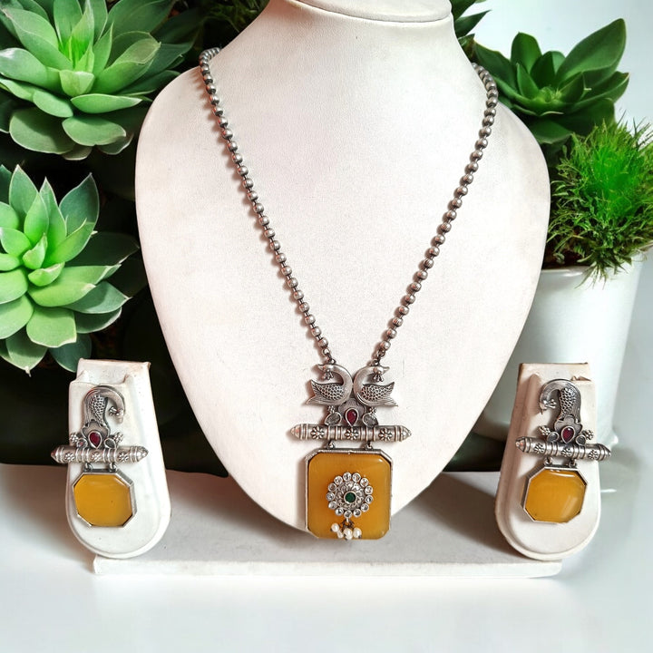 TELANAARI RADIANT MALINI SILVER-PLATED YELLOW NECKLACE SET