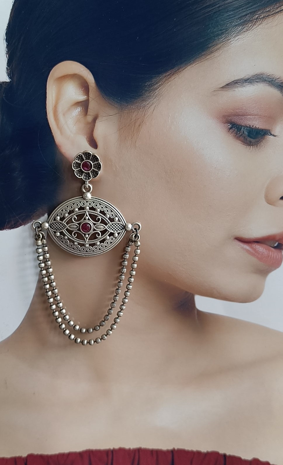 ELEGANT AASHVANI SILVER-PLATED EARRINGS