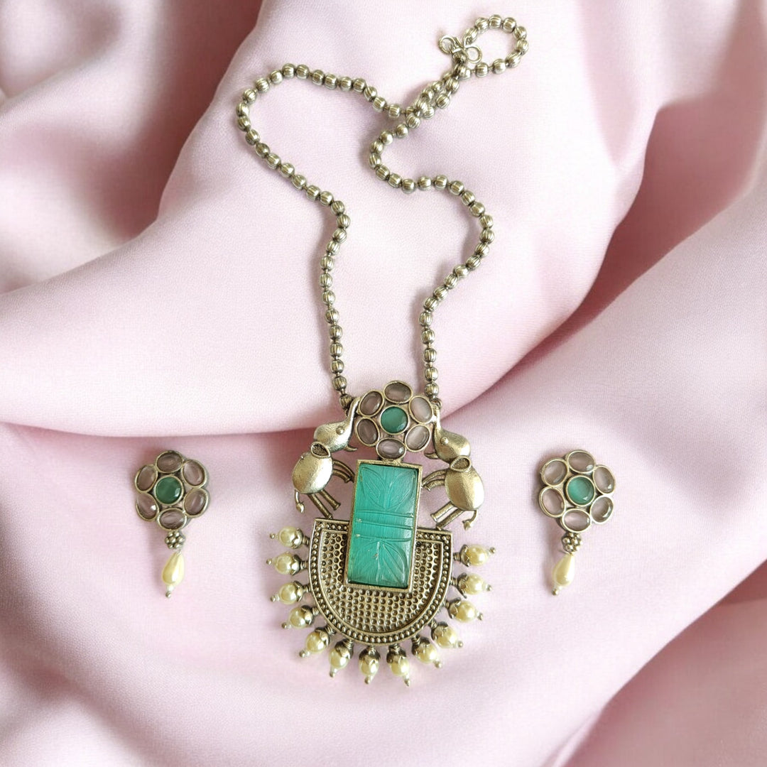 PARUL SILVER-PLATED ELEPHANT SEA GREEN NECKLACE SET