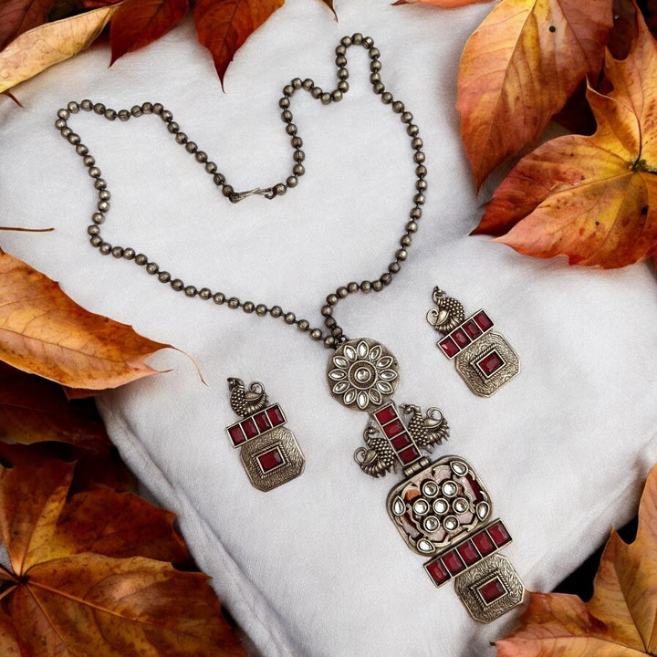 CLASSIC TIMELESS ELISHA RED SILVER PLATED NECKLACE SET