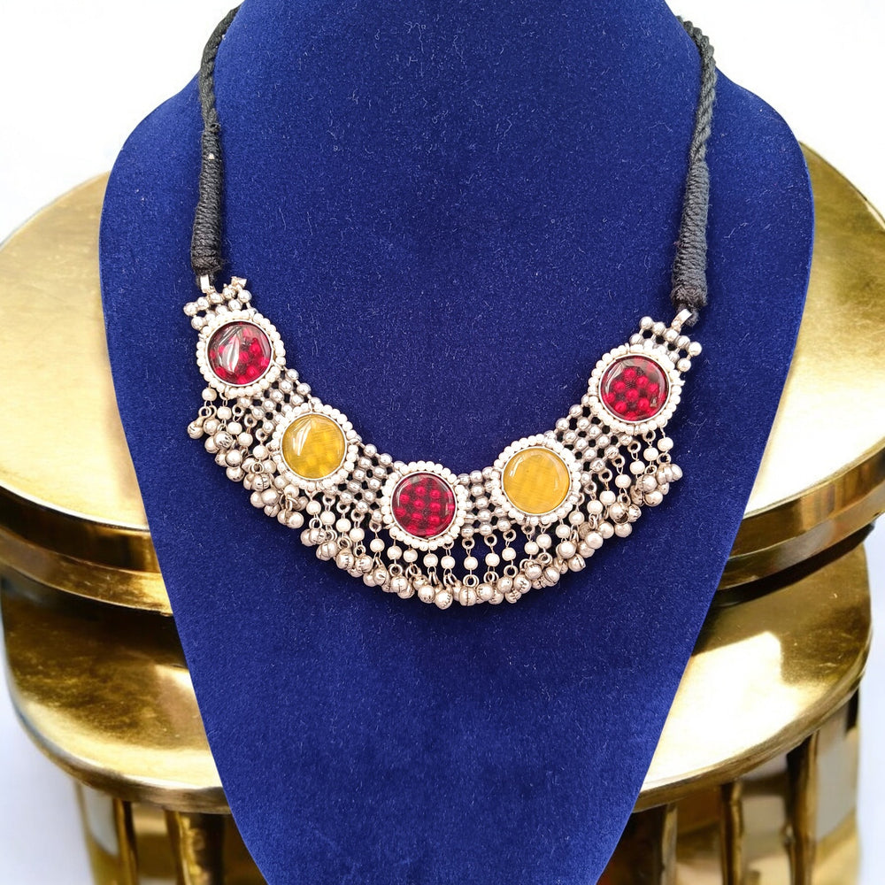 CLASSIC TIMELESS ESHANA YELLOW RED SILVER PLATED CHOKER NECKLACE SET