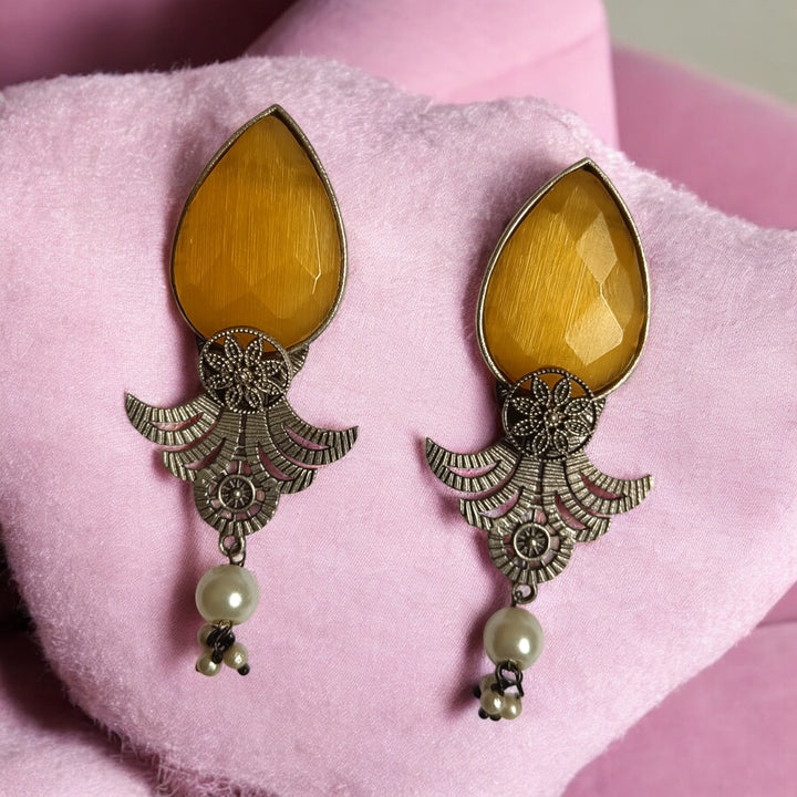 ELEGANT IHA SILVER PLATED PEARL EARRINGS [product_variant]- TelaNaari