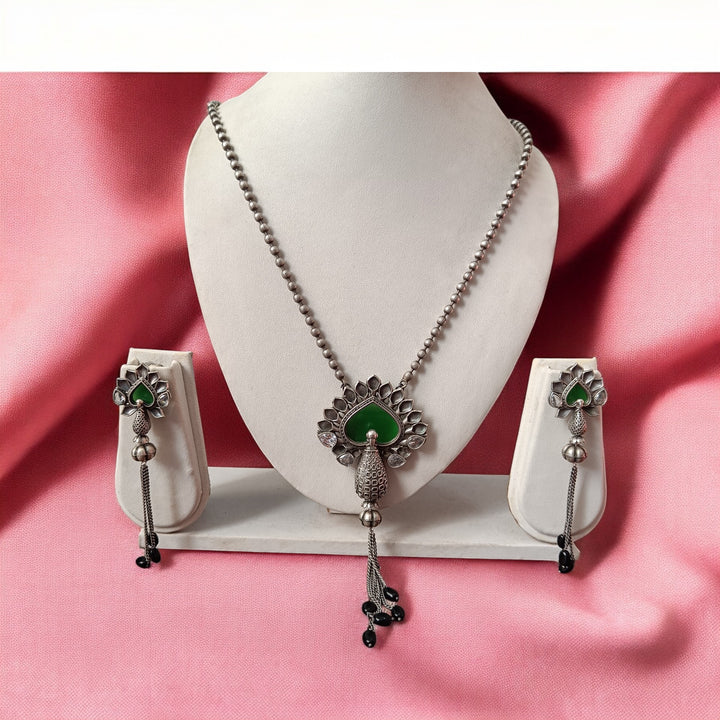 TELANAARI JYOTI LIGHT GREEN SILVER-PLATED NECKLACE SET