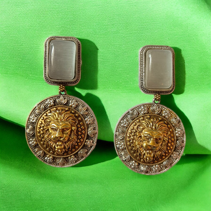 ELEGANT AASHRITHA DUAL TONE SILVER OXIDISED EARRINGS