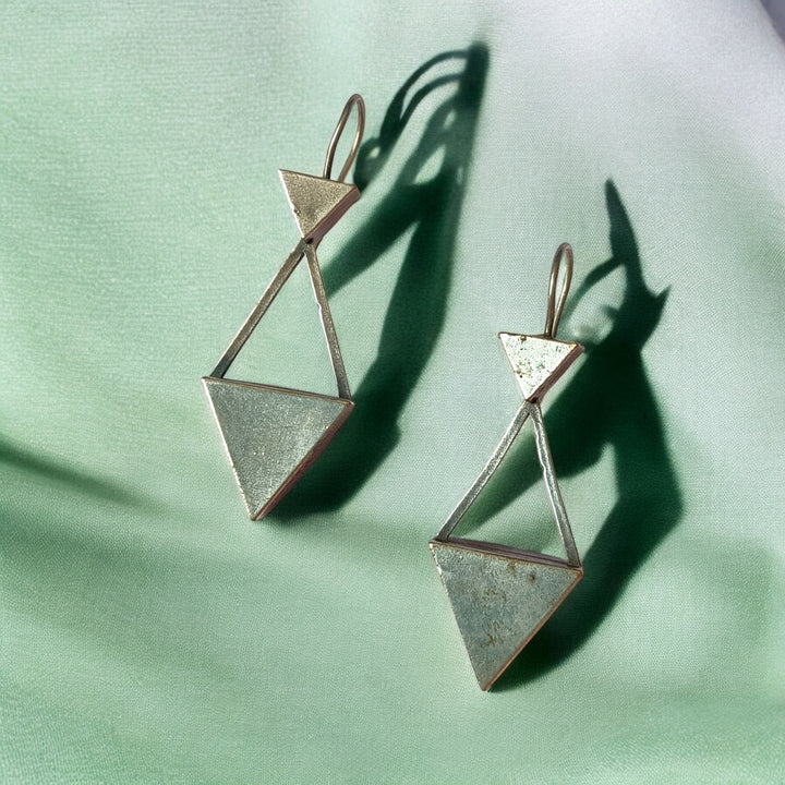 TELANAARI TRIVNI  SILVER OXIDISED EARRINGS