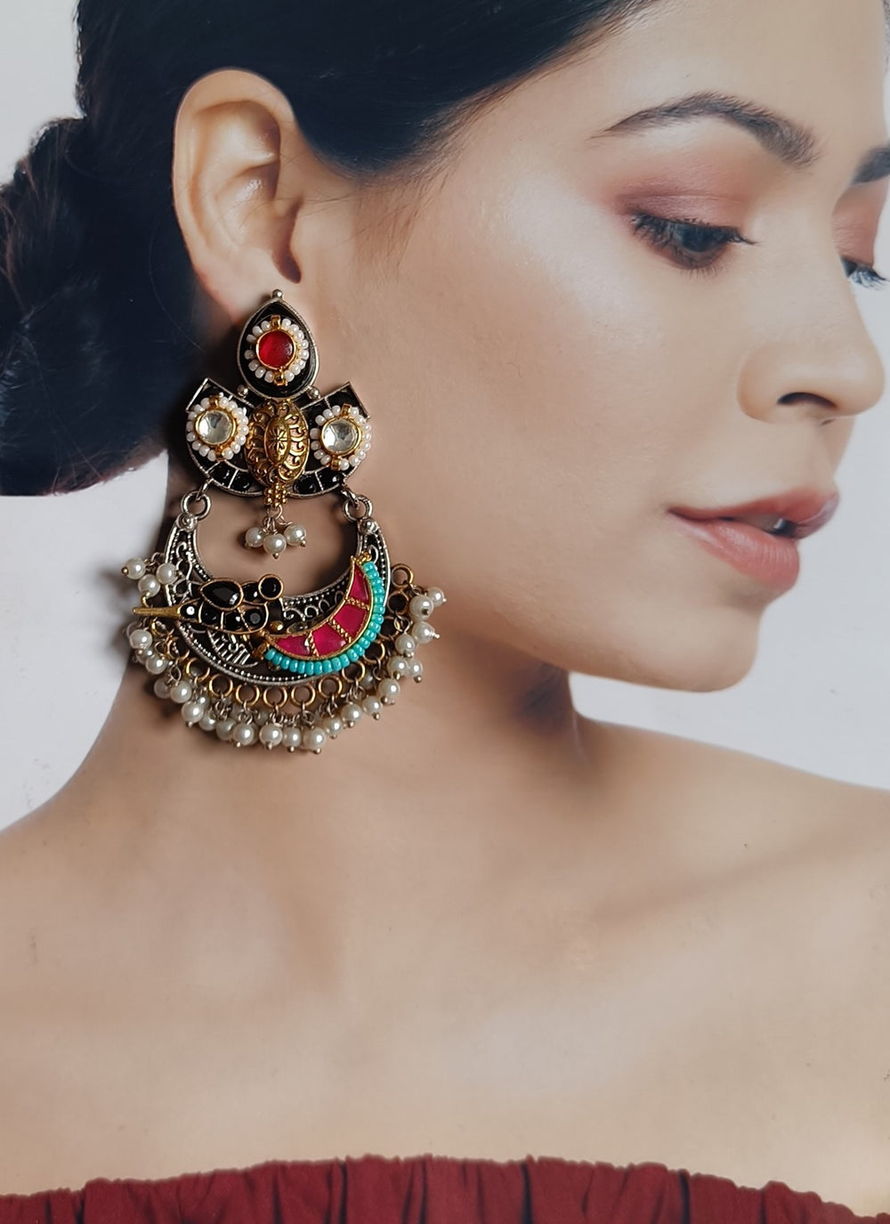 TELANAARI ELEGANT ADITI DUAL TONE FUSHION PACHI KUNDAN SILVER PLATED EARRINGS