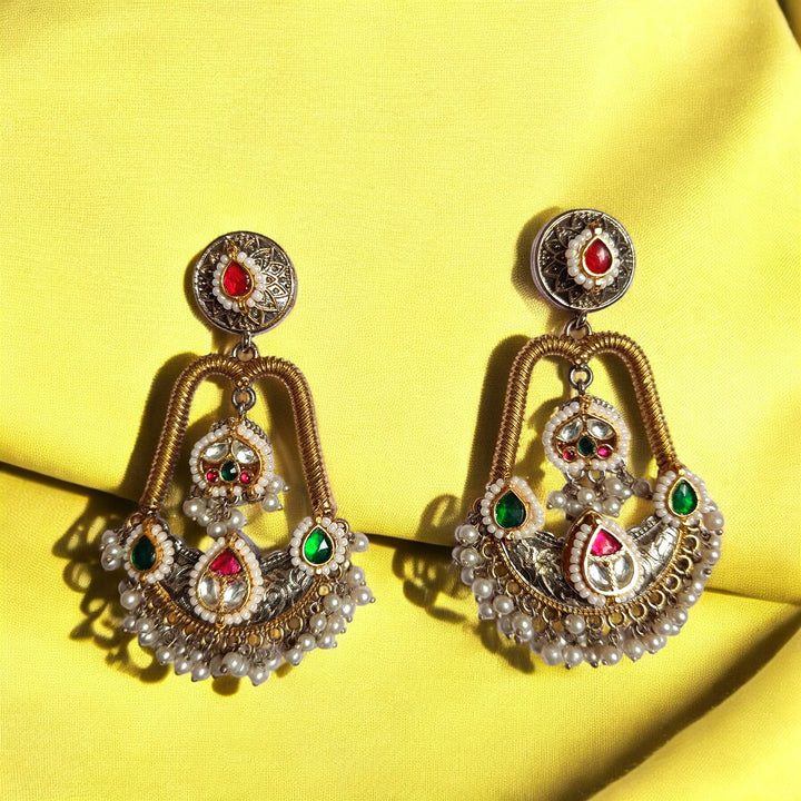 TELANAARI ELEGANT BANASHREE DUAL TONE FUSHION PACHI KUNDAN SILVER PLATED EARRINGS [product_variant]