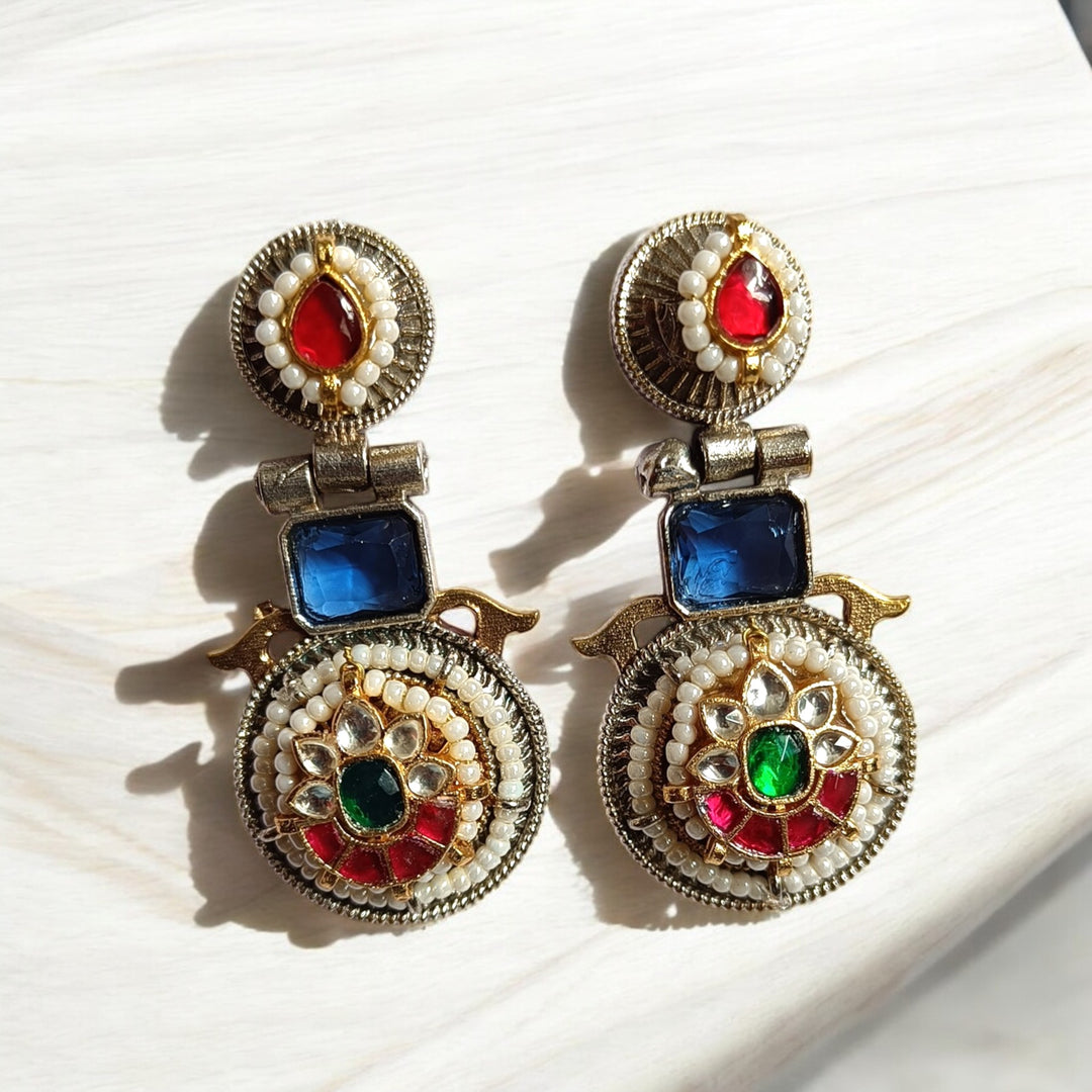 TELANAARI ELEGANT TANDRA DUAL TONE FUSHION PACHI KUNDAN SILVER PLATED EARRINGS [product_variant]