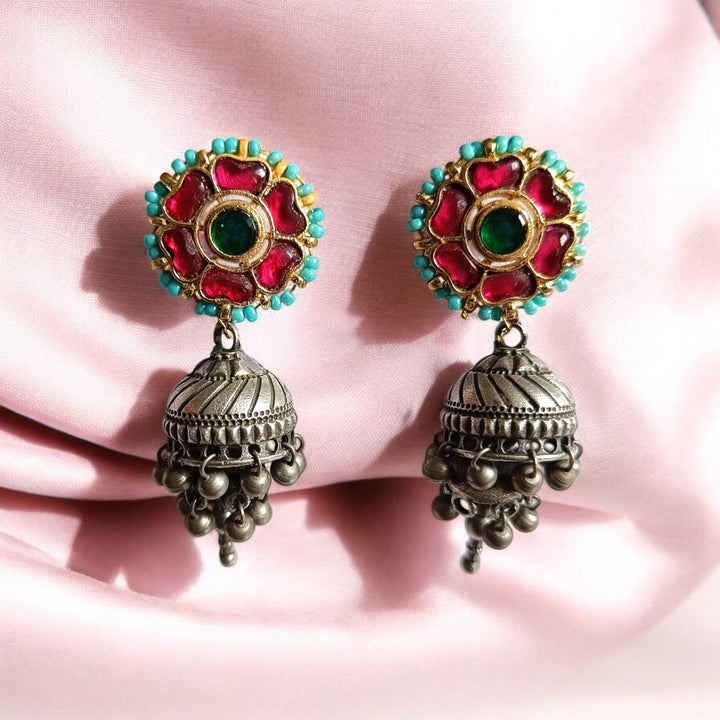 TELANAARI ELEGANT JAYANTI DUAL TONE FUSHION PACHI KUNDAN SILVER PLATED EARRINGS [product_variant]