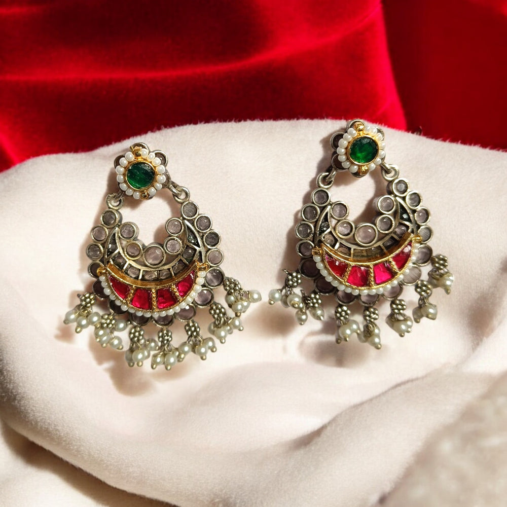 TELANAARI ELEGANT MEGHA DUAL TONE FUSHION PACHI KUNDAN SILVER PLATED EARRINGS