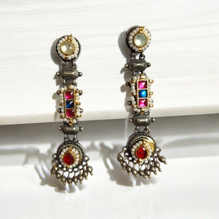 TELANAARI ELEGANT VIDHUSHI DUAL TONE FUSHION PACHI KUNDAN SILVER PLATED EARRINGS [product_variant]