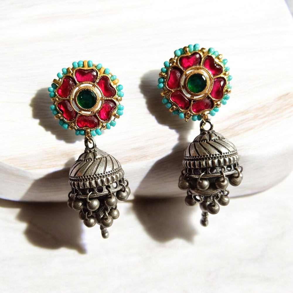 TELANAARI ELEGANT JAYANTI DUAL TONE FUSHION PACHI KUNDAN SILVER PLATED EARRINGS