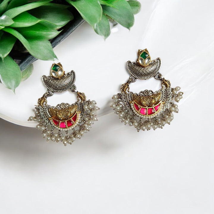 TELANAARI ELEGANT DEVANSHI DUAL TONE FUSHION PACHI KUNDAN SILVER PLATED EARRINGS [product_variant]