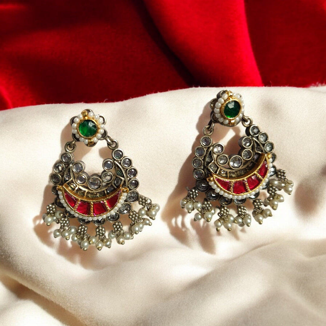 TELANAARI ELEGANT MEGHA DUAL TONE FUSHION PACHI KUNDAN SILVER PLATED EARRINGS [product_variant]