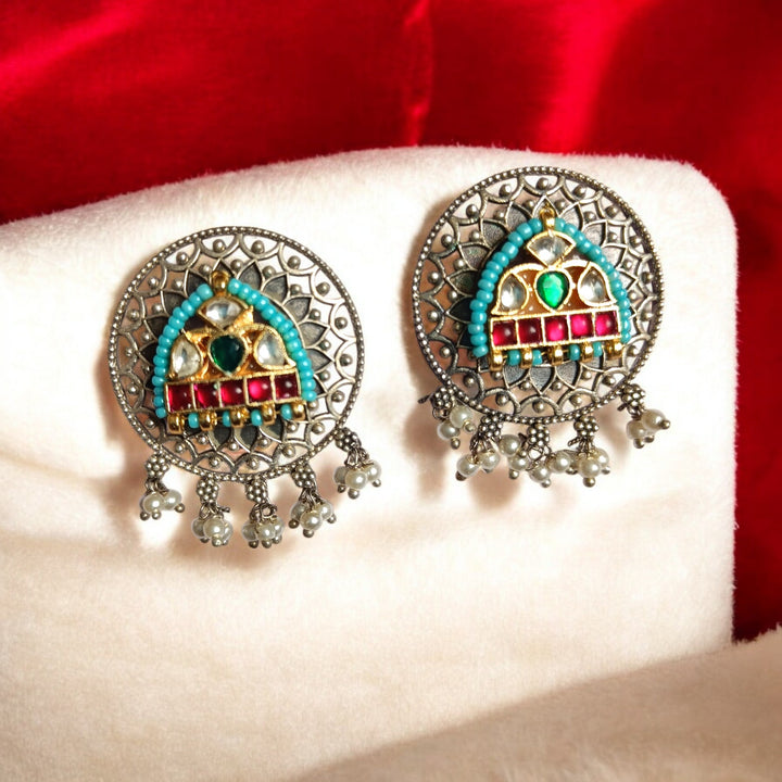 TELANAARI ELEGANT ANURADHA DUAL TONE FUSHION PACHI KUNDAN SILVER PLATED EARRINGS [product_variant]