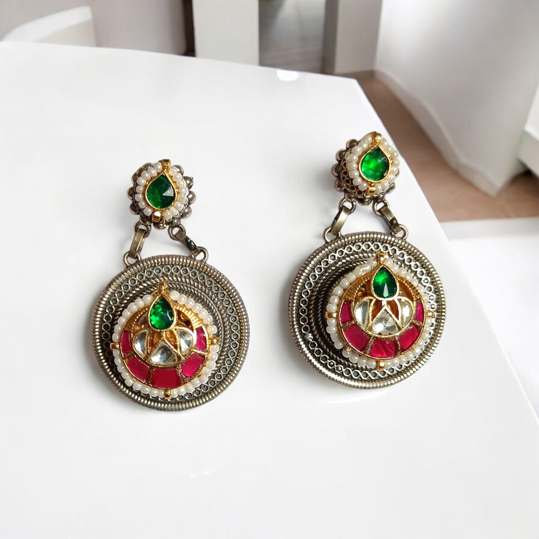 TELANAARI ELEGANT HARSIM DUAL TONE FUSHION PACHI KUNDAN SILVER PLATED EARRINGS [product_variant]