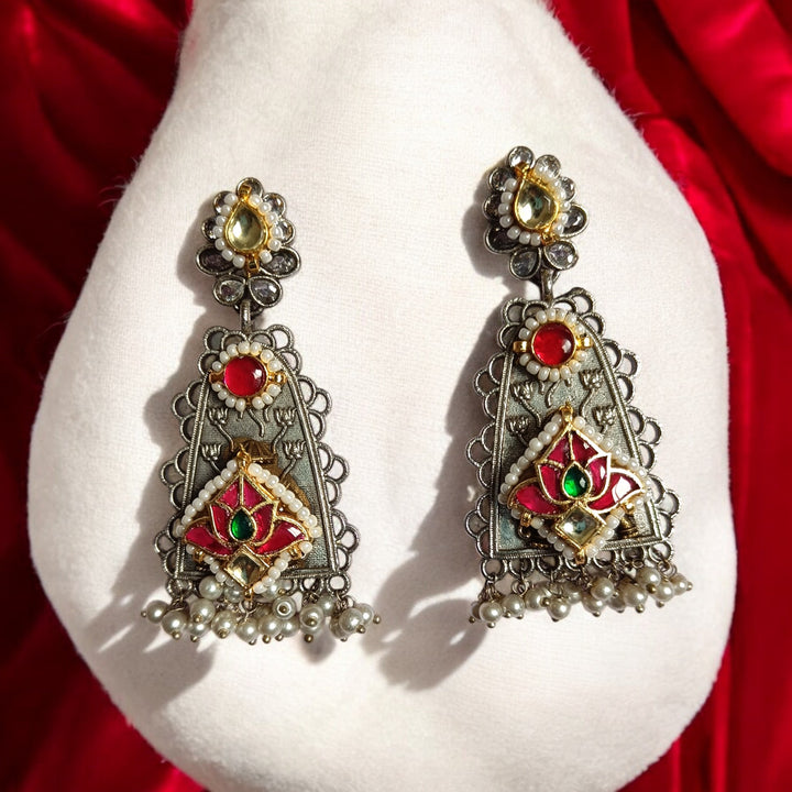 TELANAARI ELEGANT RENU DUAL TONE FUSHION PACHI KUNDAN SILVER PLATED EARRINGS [product_variant]