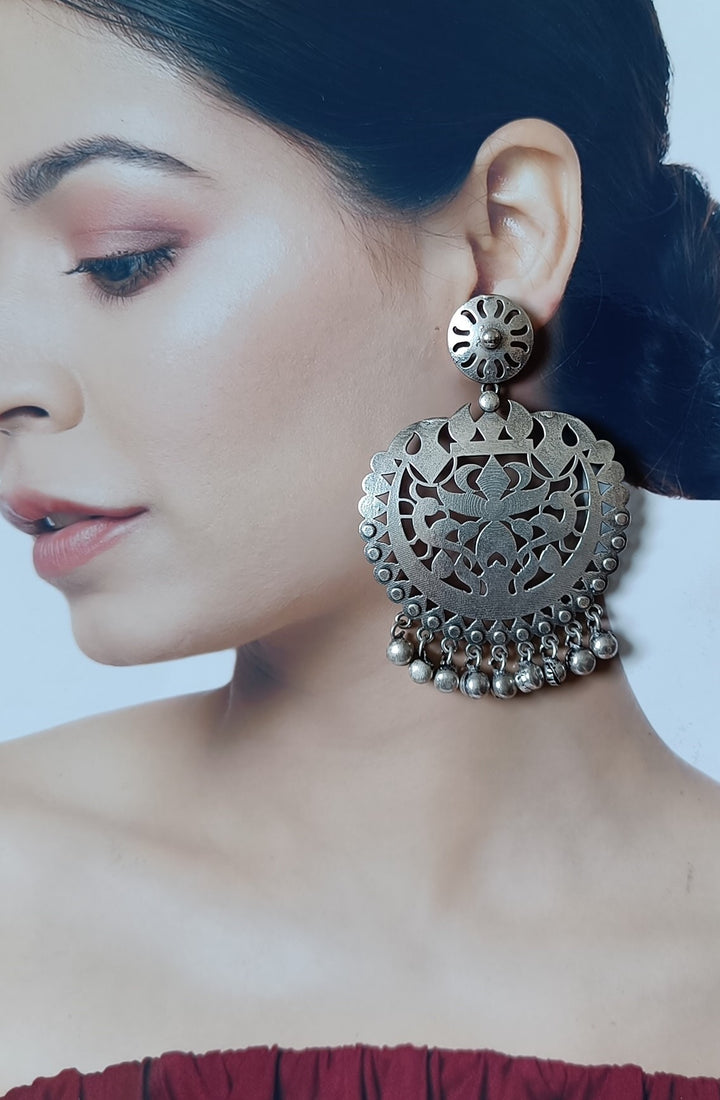 ELEGANT ANTIQUE PRASANTHI SILVER OXIDISED CHANDBALI EARRINGS [product_variant]- TelaNaari