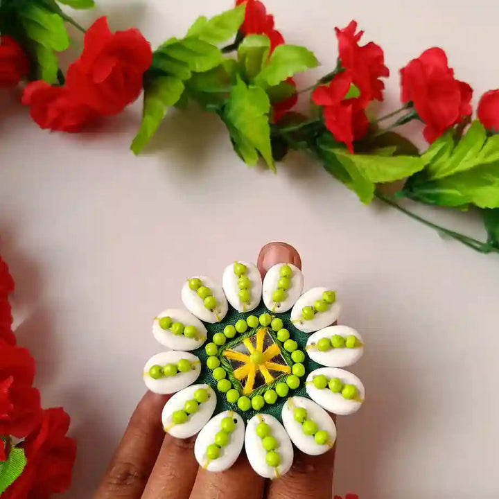 HANDMADE COWRIE RING NUSRAT