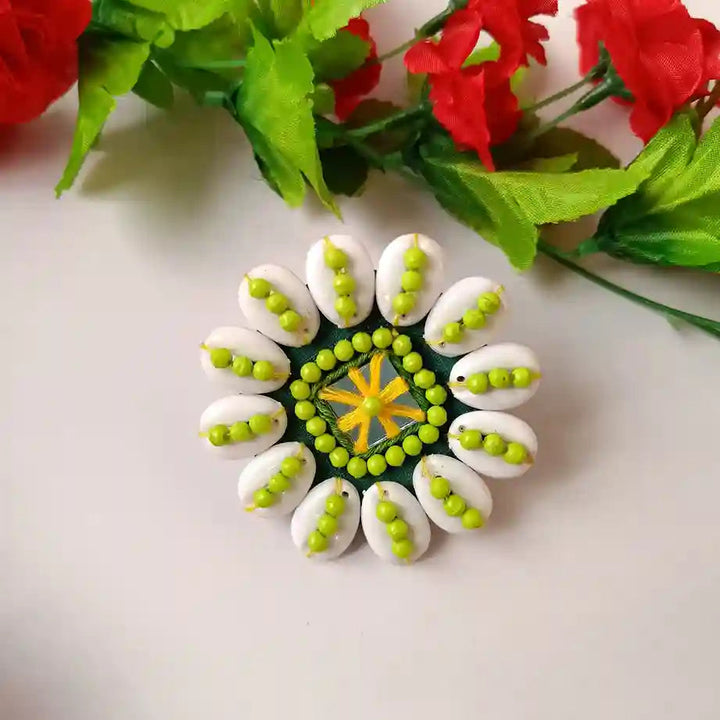 HANDMADE COWRIE RING NUSRAT