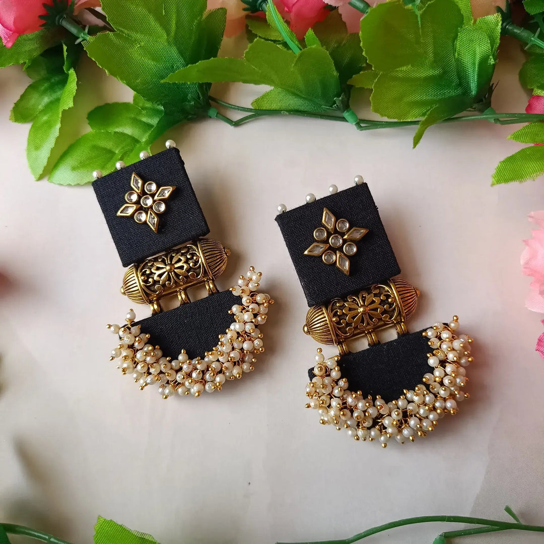 HANDMADE EARRINGS BLACK ALIA