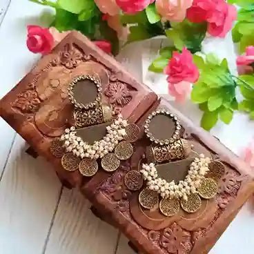 HANDMADE EARRINGS OLIVE GREEN NAINA