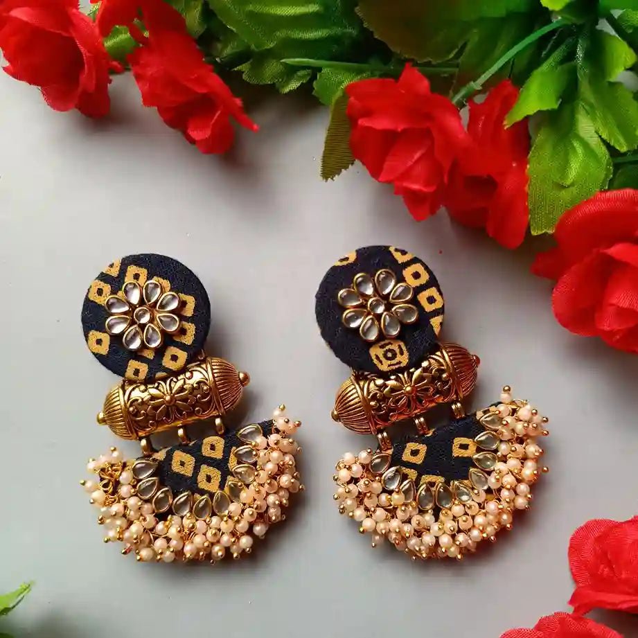 HANDMADE FABRIC EARRINGS ASMEE BLACK BANDHANI