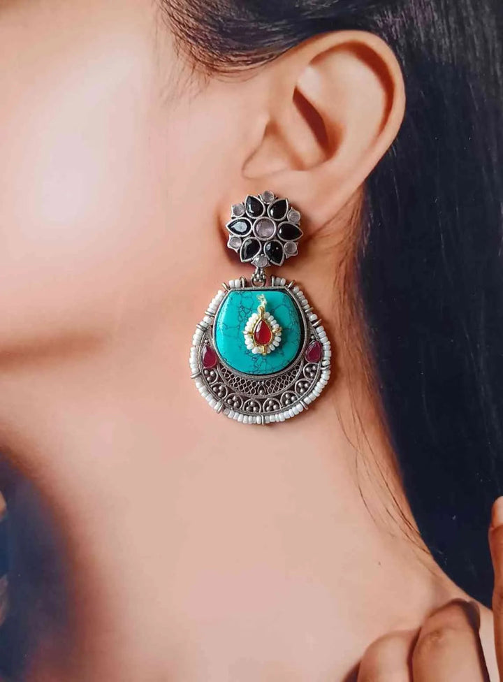 RANYA SILVER OXIDISED EARRINGS