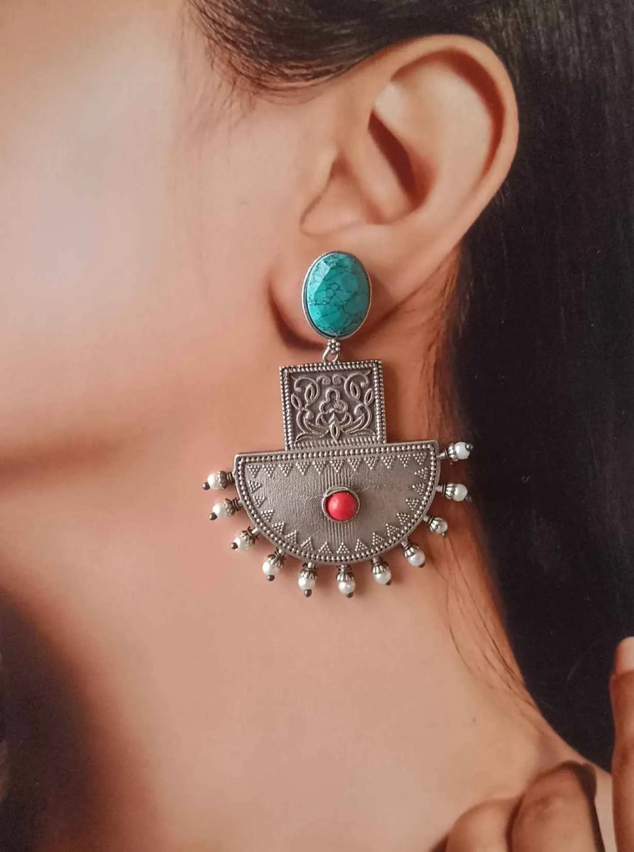 SILVER OXIDISED EARRINGS ESHA