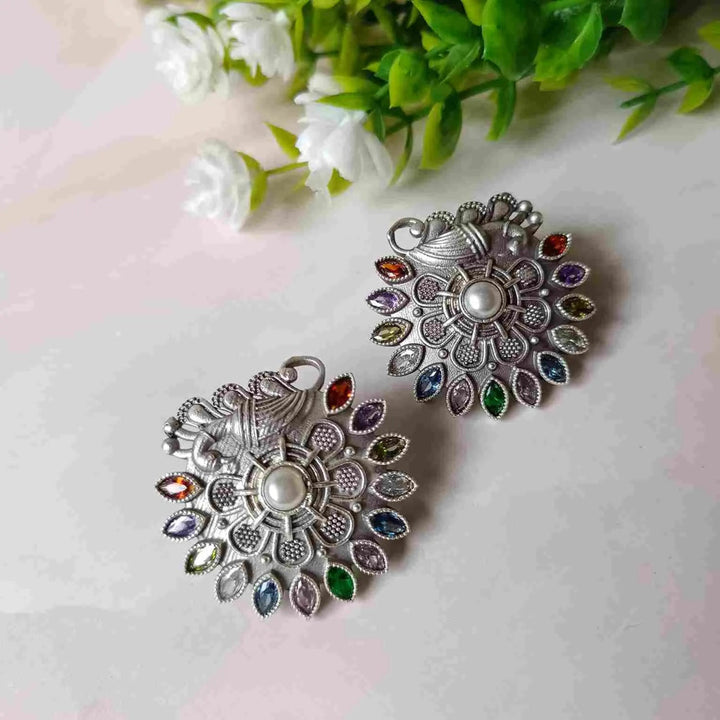 SILVER OXIDISED EARRINGS STUD BABITA