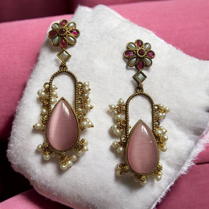 AAKRITI TIMELESS ELEGANT SILVER OXIDISED DUAL TONE PEARL EARRINGS [product_variant]- TelaNaari