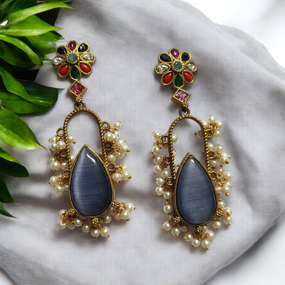 AAKRITI TIMELESS ELEGANT SILVER OXIDISED DUAL TONE PEARL EARRINGS