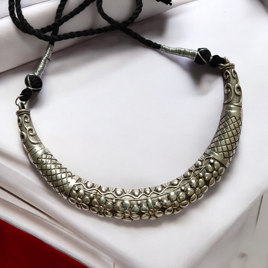 AAKRUTI CLASSIC ANTIQUE SILVER OXIDISED HASLI NECKLACE SET [product_variant]- TelaNaari