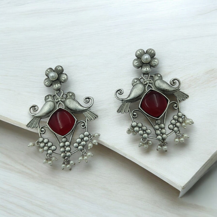 CLASSIC ELEGANT AALAYA SILVER OXIDISED PEARL EARRINGS [product_variant]- TelaNaari