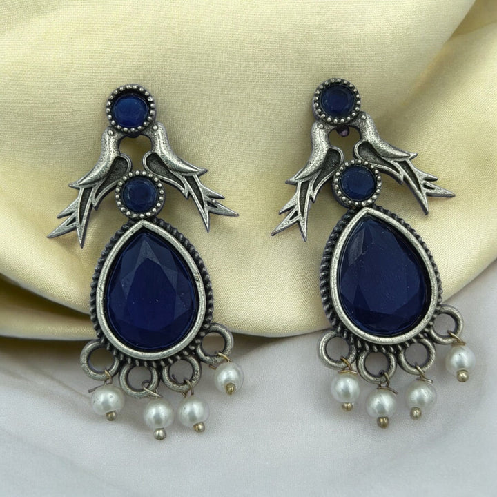 CLASSIC ELEGANT TRIPURSUNDARI SILVER OXIDISED PEARL EARRINGS [product_variant]- TelaNaari