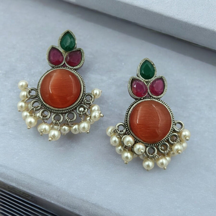 CLASSIC ELEGANT UMALAKSHMI SILVER OXIDISED PEARL EARRINGS [product_variant]- TelaNaari