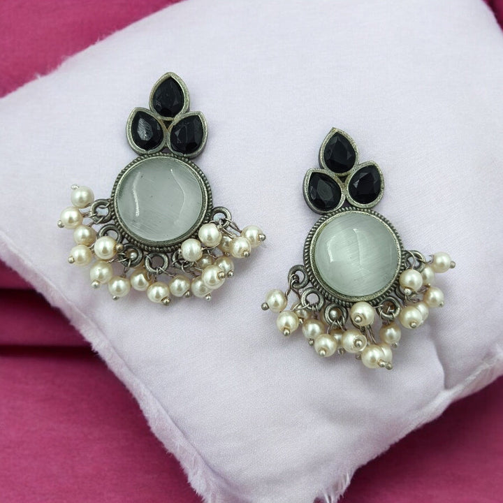 CLASSIC ELEGANT UMALAKSHMI SILVER OXIDISED PEARL EARRINGS [product_variant]- TelaNaari