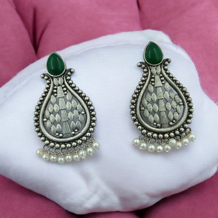 CLASSIC ELEGANT UMESHWARI SILVER OXIDISED PEARL EARRINGS [product_variant]- TelaNaari