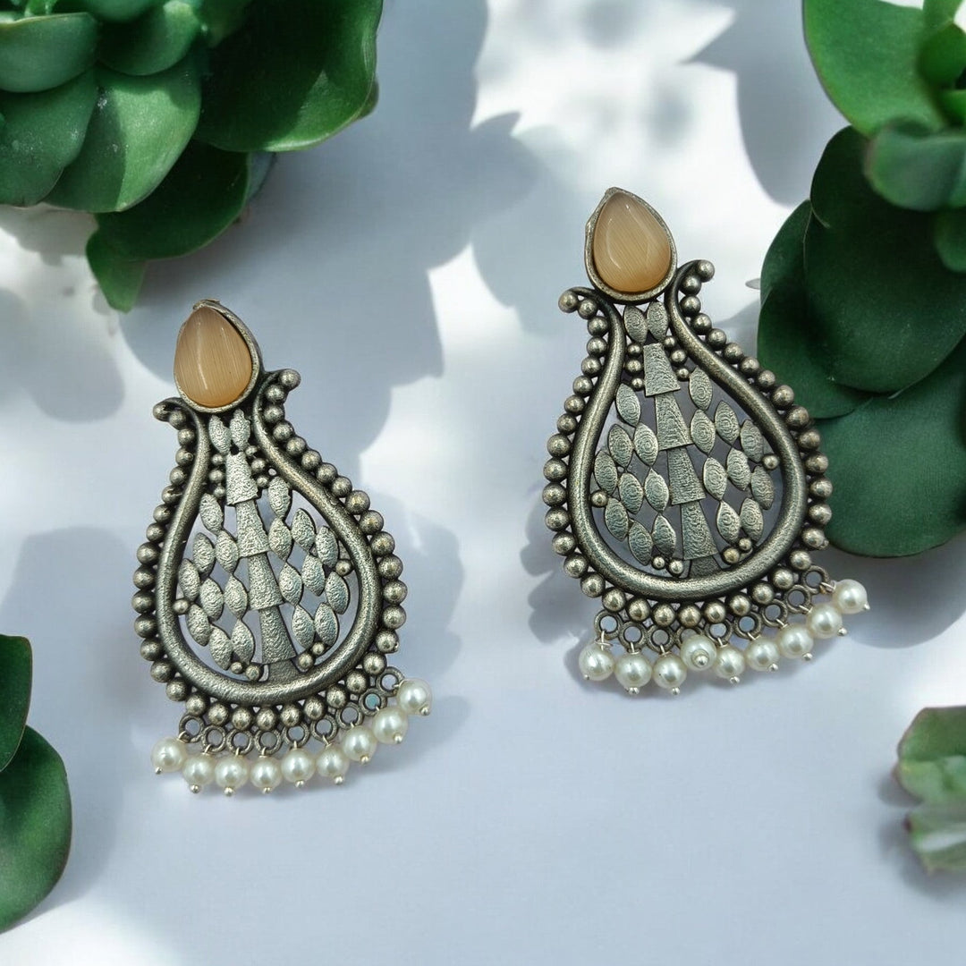 CLASSIC ELEGANT UMESHWARI SILVER OXIDISED PEARL EARRINGS [product_variant]- TelaNaari