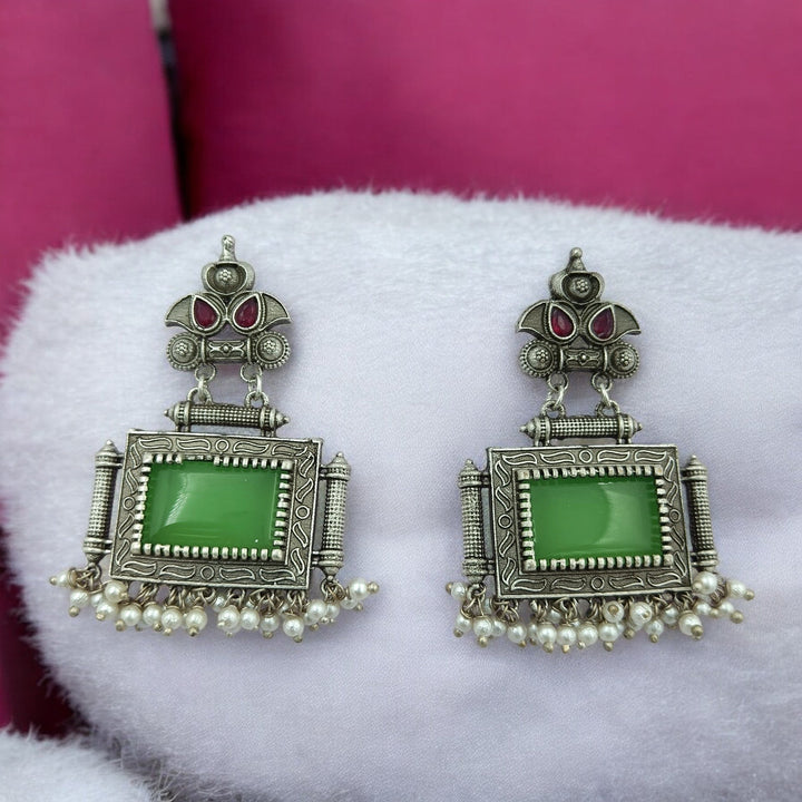 CLASSIC TIMELESS BHARATI SILVER PEARL OXIDISED EARRINGS