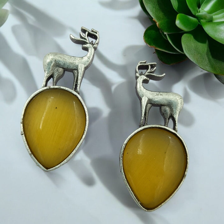 CLASSIC TIMELESS DEER SILVER OXIDISED EARRINGS