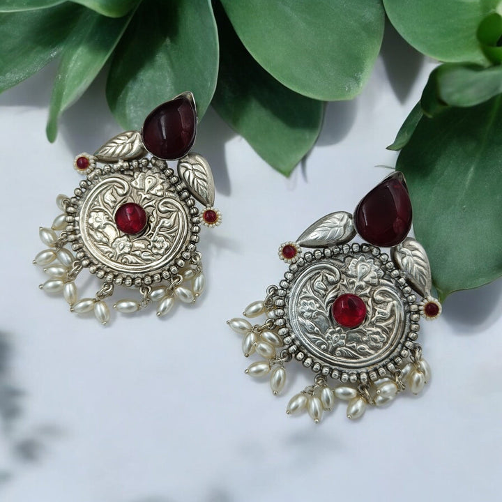 ELEGANT AASVI SILVER PLATED PEARL EARRINGS