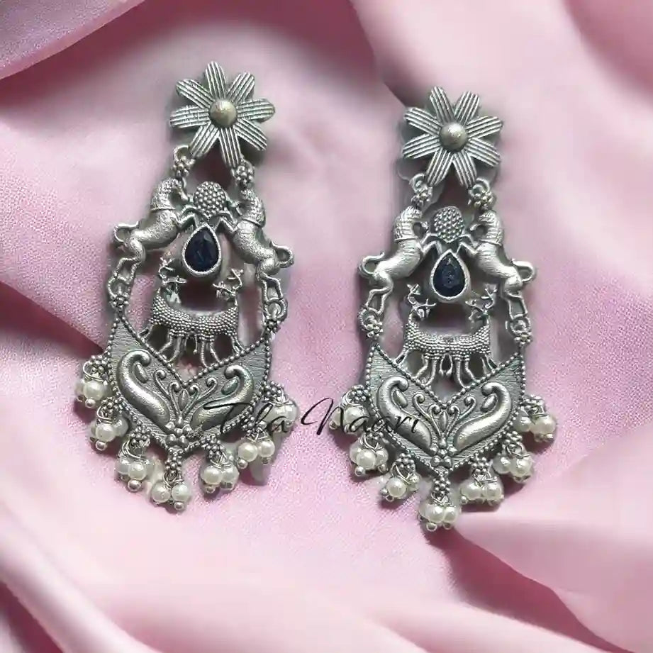 SILVER LOOK ALIKE EARRINGS DAHILA