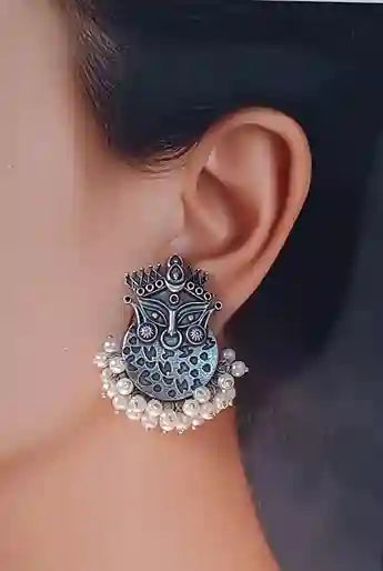 SILVER LOOK ALIKE EARRINGS DANEEN