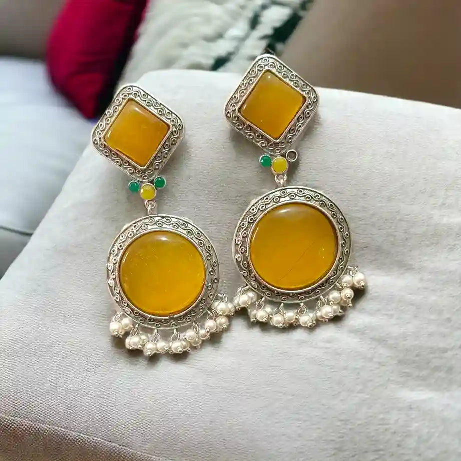 SILVER LOOK ALIKE EARRINGS HAMIYA