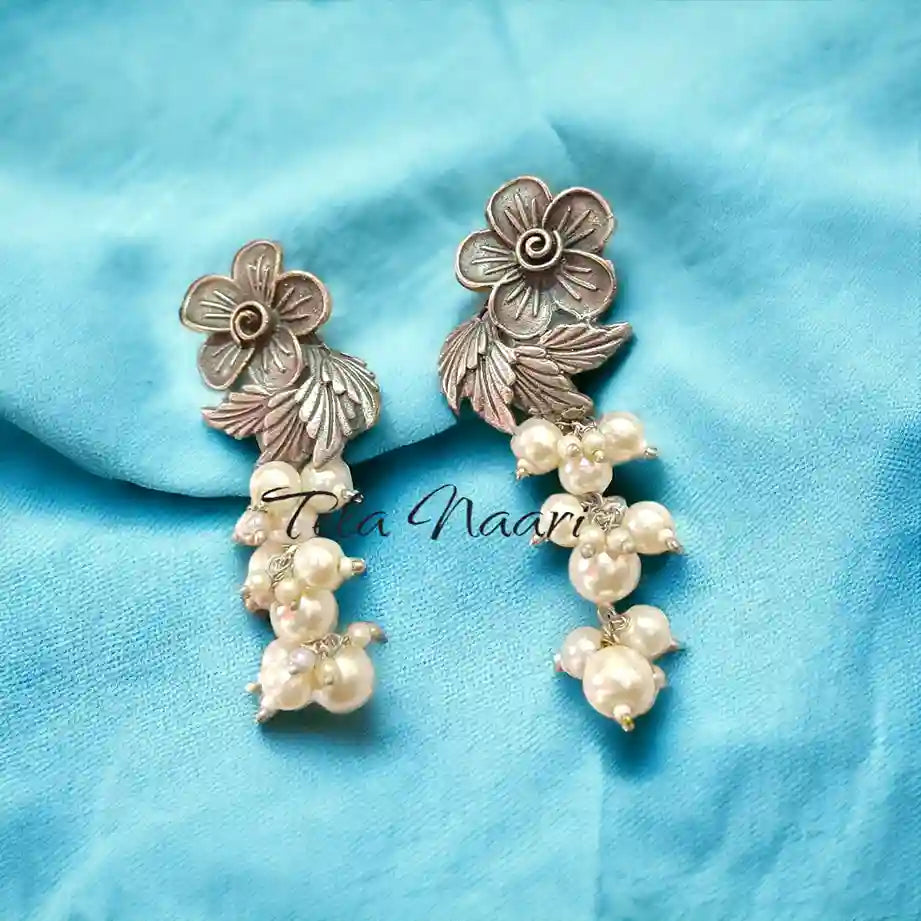 SILVER LOOK ALIKE EARRINGS KAJOL [product_variant]- TelaNaari