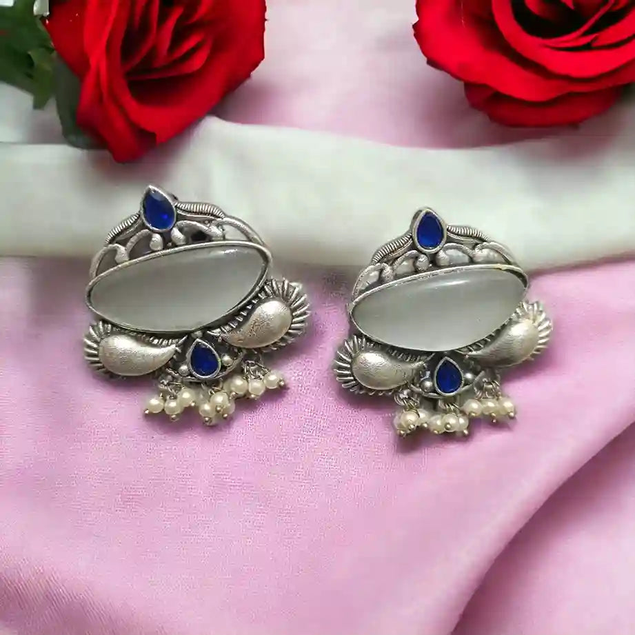 SILVER LOOK ALIKE EARRINGS SAMGAM