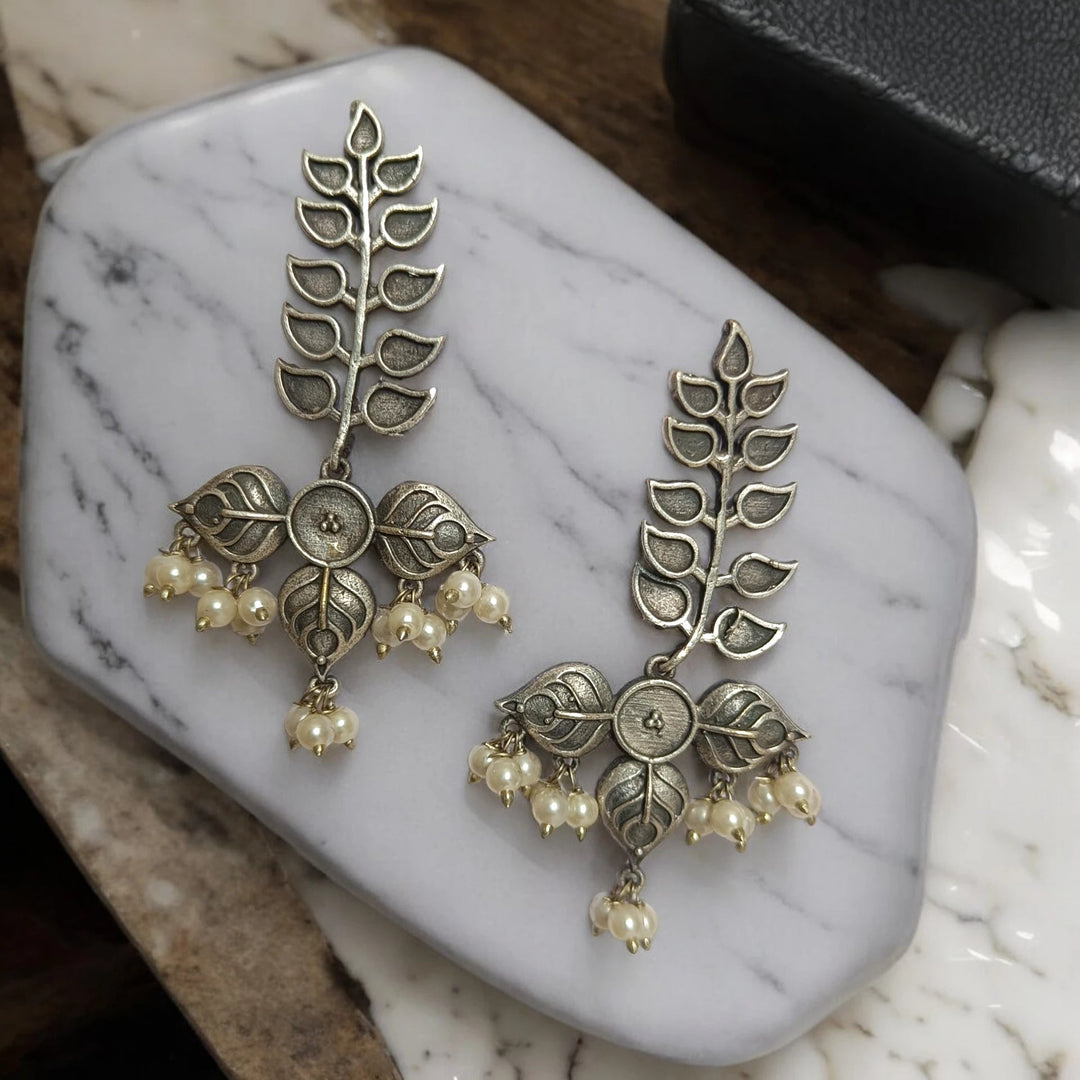 SILVER OXIDISED EARRINGS NADIRA