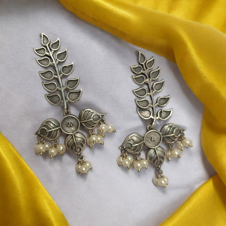 SILVER OXIDISED EARRINGS NADIRA